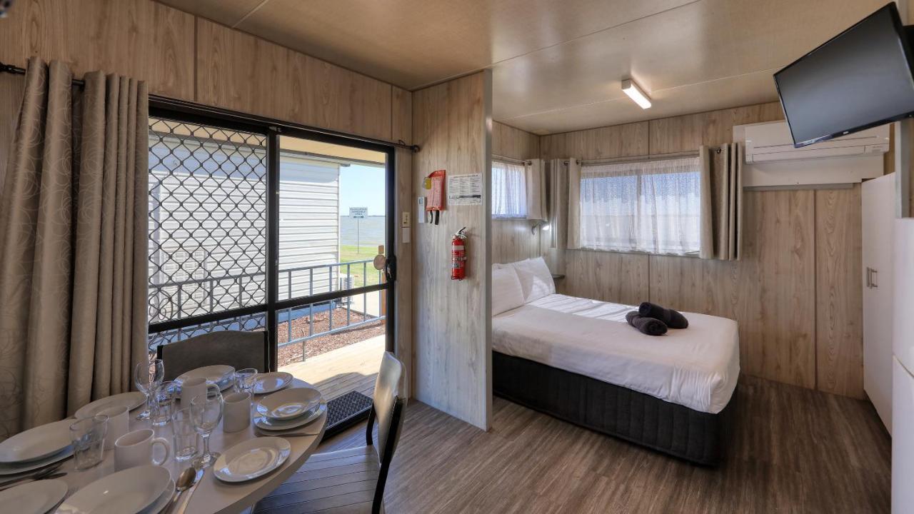 Lake Boga Caravan Park Exteriér fotografie